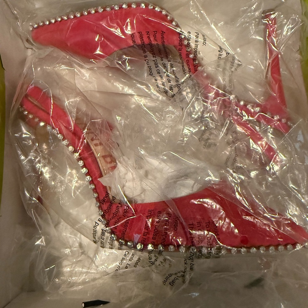 Gianni Bini - Style Kahleaa1 - Size 7.5 - Picture 2 of 5